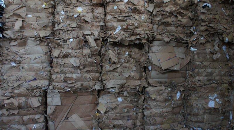 Compra e venda de aparas de papel