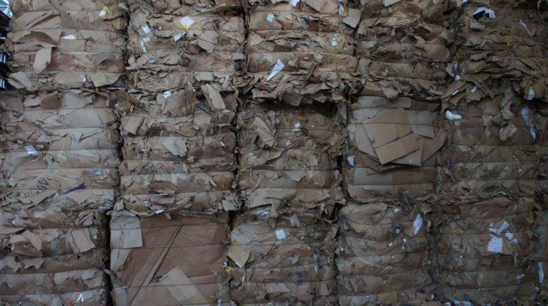 Compra e venda de aparas de papel