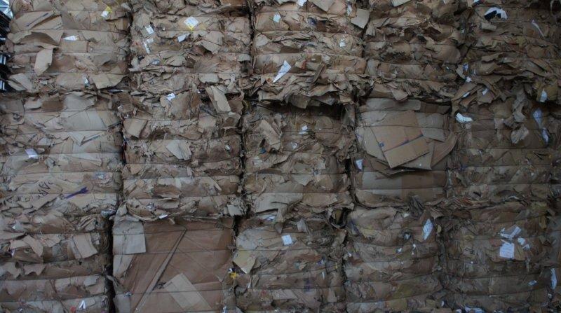 Empresas de reciclagem de papel e papelão